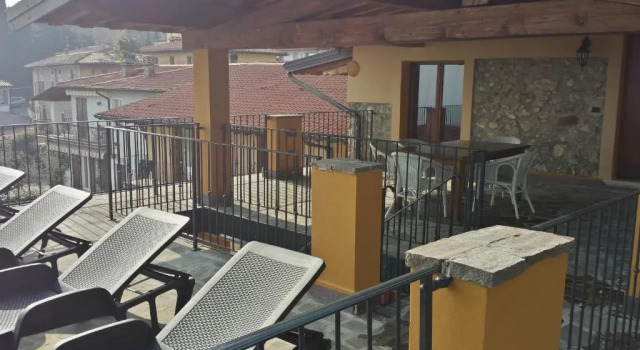 Апартаменты с видом на озеро B&B Al Vec Licinsi