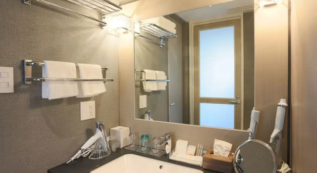 Двухместный номер Deluxe с 2 комнатами Hotel Castle Inn Suzuka