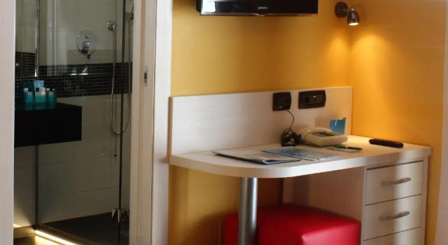 Четырёхместный номер Standard с видом на море Hotel Eco del Mare