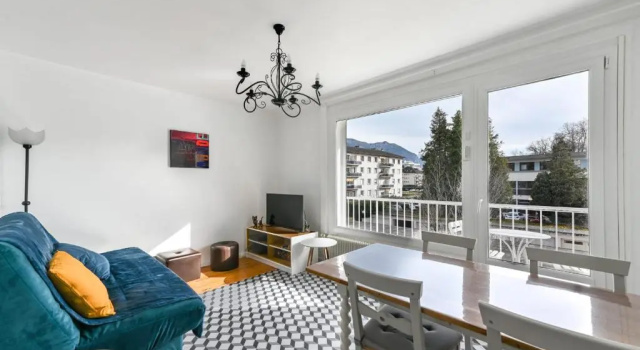 Апартаменты Le Boileau - Apartment for 4 people parking and balcony CLOSE to the Lake