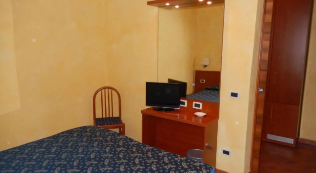 Двухместный номер Standard Albergo Dei Leoni