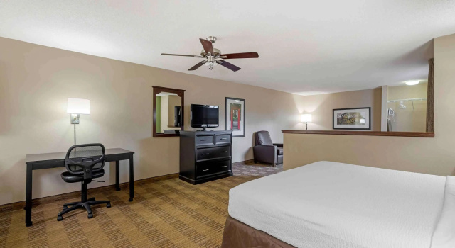 Двухместный люкс c 1 комнатой Extended Stay America Select Suites - Atlanta - Clairmont
