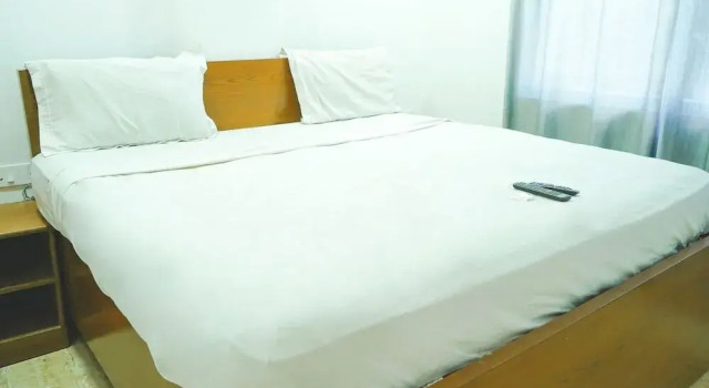 OYO 79600 The Premium Villa