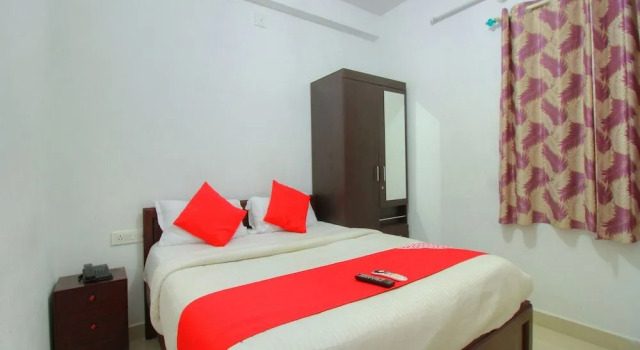 Oyo 15478 Lalana Residency