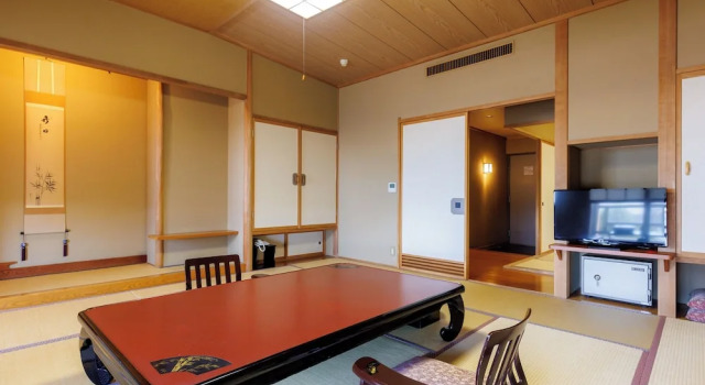 Номер East Wing Japanese-Style Tabist Chikuba Shinyotei Hakodate Yunokawaonsen