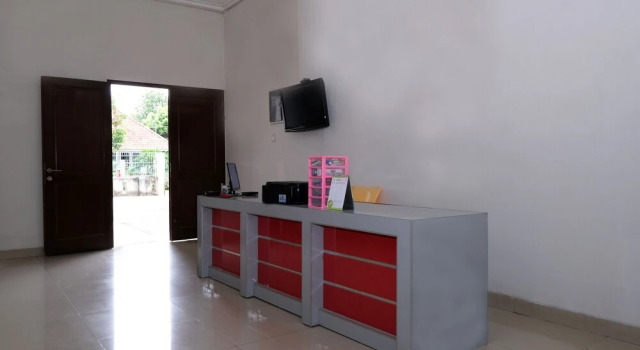 OYO 2231 D'kost, Rezerwuj Hotel Pangkalpinang Sumatra