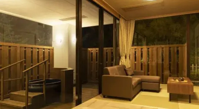 Двухместный номер Superior Ooedo Onsen Monogatari Premium Saiki Bekkan
