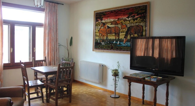 Hostal Nuestra Señora del Pinar, Rezervați Hotel Riaza Castile and Leon