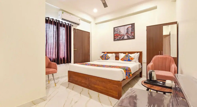 Номер Deluxe Fabhotel Yuvraj Inn