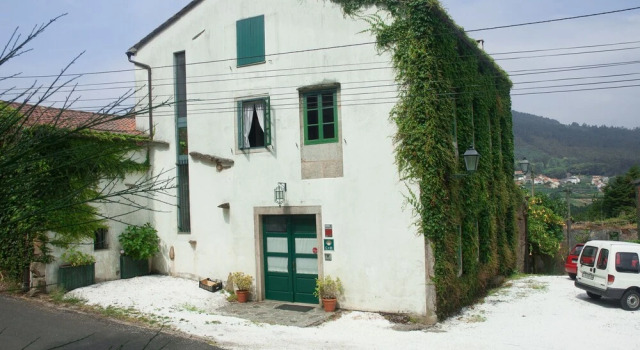 Casa do Torno, Забронировать Отель Нойя А-Корунья, рядом с Церковь Св. Мартина