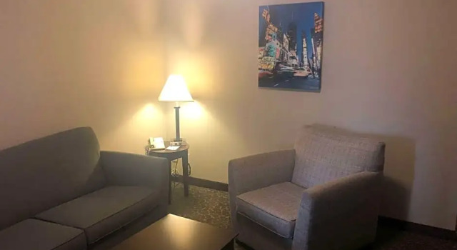 Двухместный люкс с 2 комнатами Best Western Fort Lee