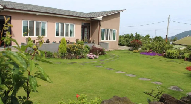 Jeju Gumsan Pension