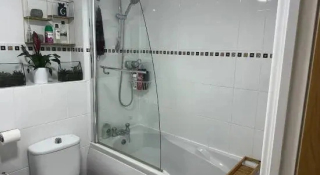 Entire flat by Principality Stadium, Забронировать Отель Отели Кардиффа 3 звезды, рядом с Les Croupiers Casino, 3*