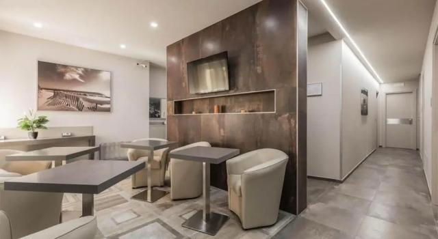 Четырёхместный номер Deluxe Astoria Deluxe rooms