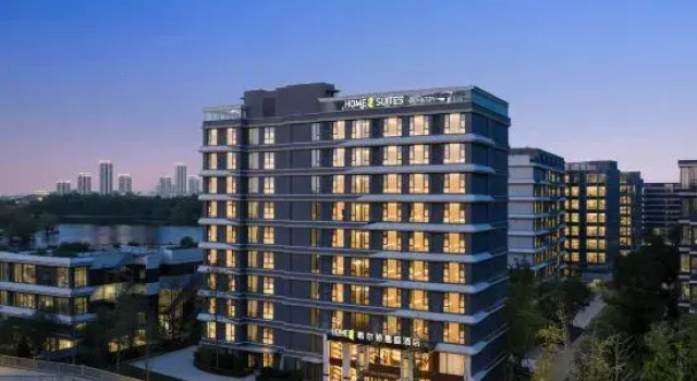 Home2 Suites by Hilton Chengdu Luxelakes Eco-City, Boek Hotel Hotels in Chengdu met parkeren, Parkeren