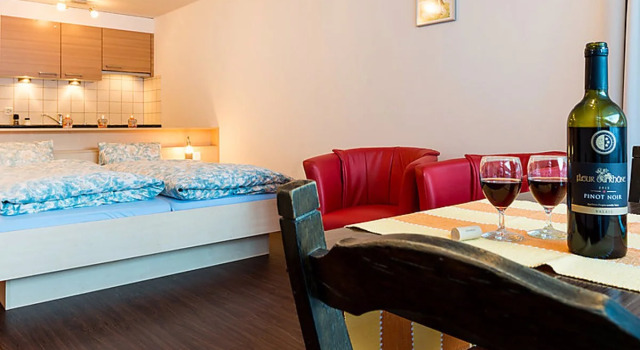 Apartment Amici Andriano 33551, Prenota Appartamento Hotel a Canton Vallese con parcheggio, Parcheggio