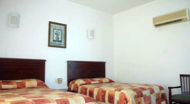 Hotel Caracol Plaza, Book Hotel Puerto Escondido 
