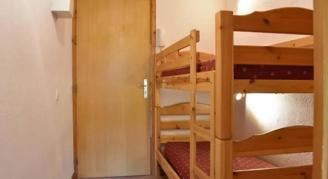 Appartement Méribel, 1 pièce, 4 personnes - FR-1-180-18