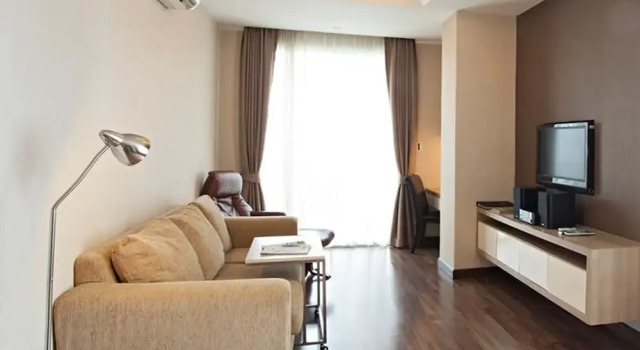 V Residence Serviced Apartment, Забронировать Апартаменты/квартира Апартаменты Бангкока, рядом с Конгресс-центр имени королевы Сирикит, Апартаменты/квартира