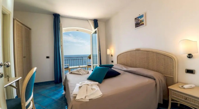 Двухместный номер Deluxe с балконом Hotel Villa Pandora