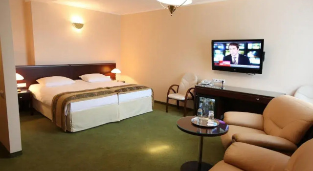 Люкс Hotel Janusz
