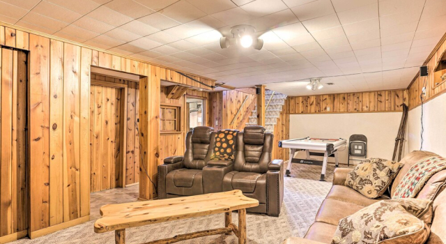 Dog-friendly SD Retreat ~ 4 Mi to Deadwood!, Забронировать Дом для отпуска Дедвуд Black Hills National Forest