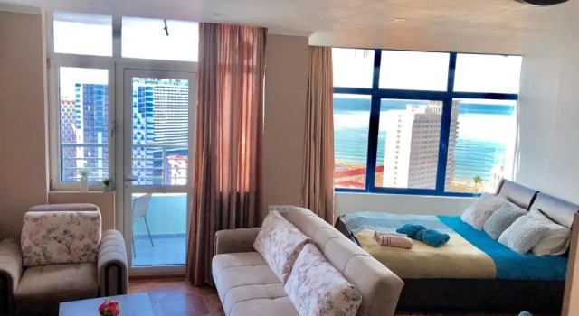 Cozy bright Apartment with amazing sea view, Book Apartment Batumi 