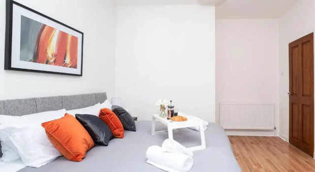 Апартаменты One Bedroom Apartment by Klass Living Serviced Accommodation Bellshill - Cosy  Apartment with WIFI  and Parking