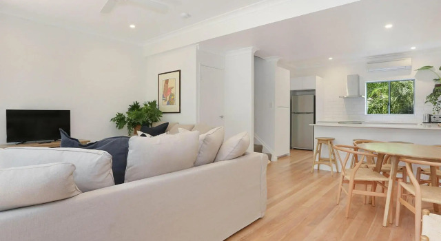 Byron Beachside 8