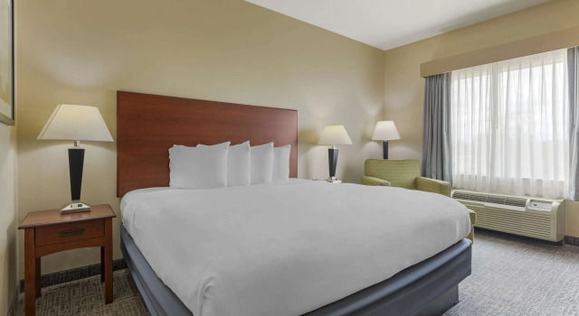 Двухместный номер Standard Best Western Franklin Town Center Hotel & Suites