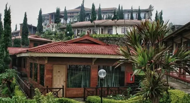 Bromo Cottages