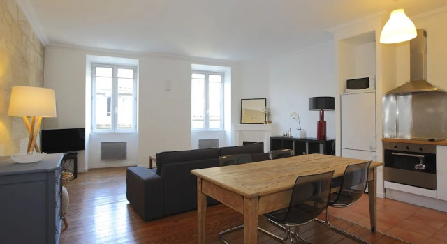 Appartement Ausone 37
