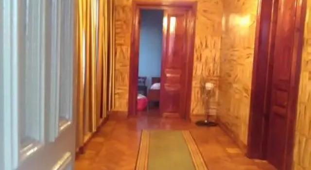 5 Ostrovski Street Guest House, Book Guesthouse Hotels in Imereti with Breakfast, Breakfasts