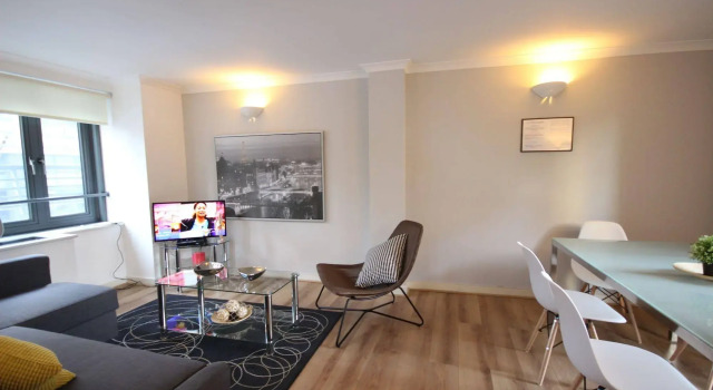 City Stay Aparts - Liverpool Street Apartment, Забронировать Апартаменты/квартира Лондонский Сити Лондон, рядом с St Olaf House