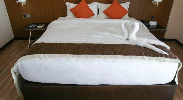Isabela Zen Hotel & Restaurant Corporation, Buchen Sie Hotel San Andres Philippinen