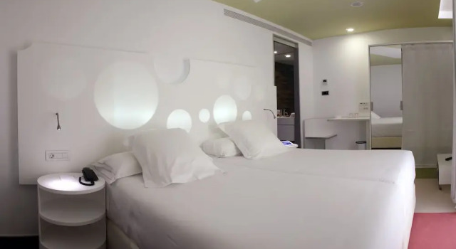 Номер Standard Room Mate Pau, Barcelona