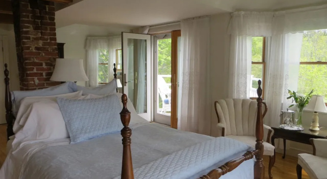 Номер Standard с балконом Atlantic Ark Inn
