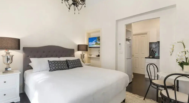 Cosy and Central City Studio Near Attractions, Забронировать Апартаменты/квартира Апартаменты Мельбурна, рядом с Epworth Freemasons Hospital, Апартаменты/квартира