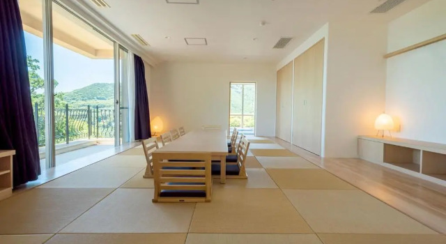 熱海スパ＆リゾート, Boek Hotel Hotels in Tokai met parkeren, Parkeren