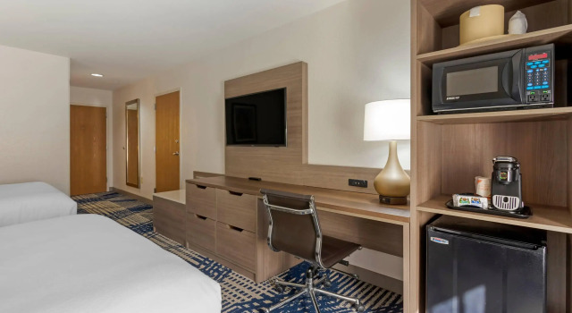 Четырёхместный номер Standard Comfort Inn & Suites Hot Springs Midtown