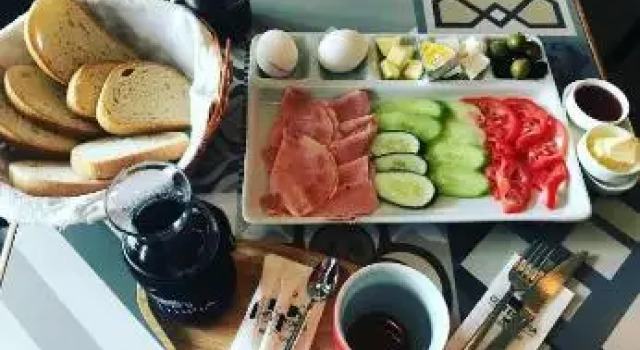Отель Bereka