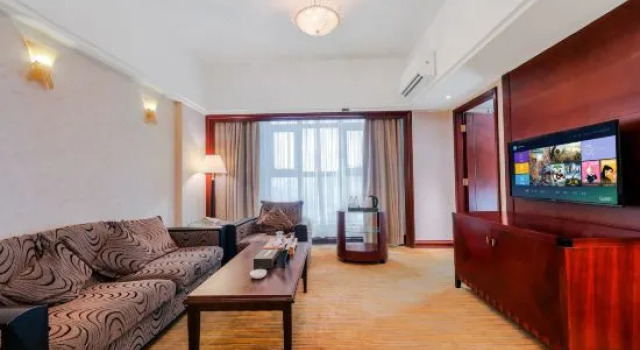 Люкс Business Borrman Hotel Dongguan Changping Avenue