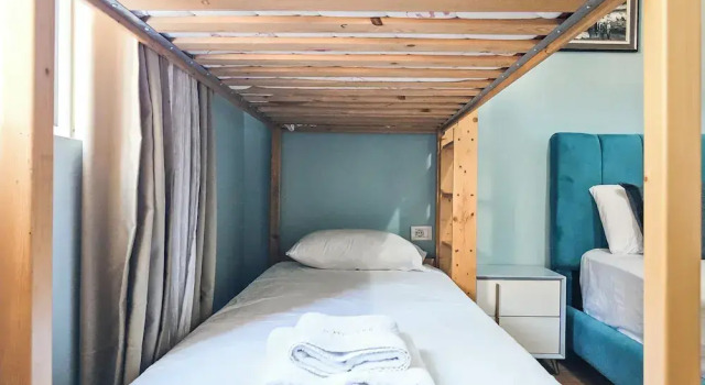 Четырёхместный номер Comfort с видом на город Hotel Tier Center