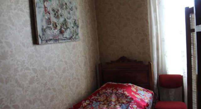 Bett im Wohnheim TLT Guest House