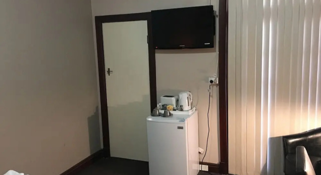 Двухместный номер Standard с балконом Civic Hotel