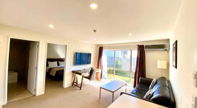Апартаменты Alpha Motel with Spa-Bath