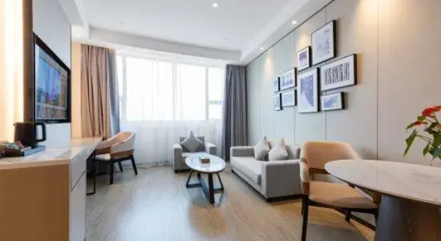 Люкс Deluxe Greentree eastern hotel