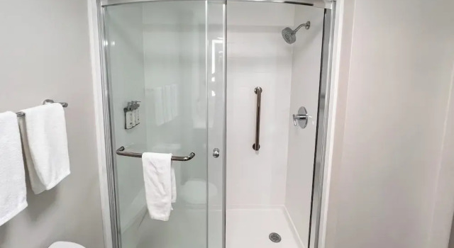 Двухместный люкс Holiday Inn Express Hotel & Suites Kodak East-Sevierville by IHG