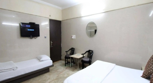 Hotel Singh Palace, Забронировать Отель Отели Нью-Дели с парковкой, Парковка
