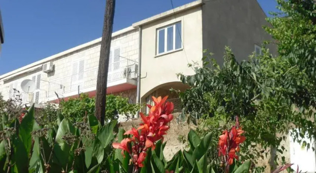 Rooms Vulicevic, Забронировать Гостевой дом Гостевые дома Дубровника, рядом с Главный автобусный вокзал Дубровника, Гостевой дом